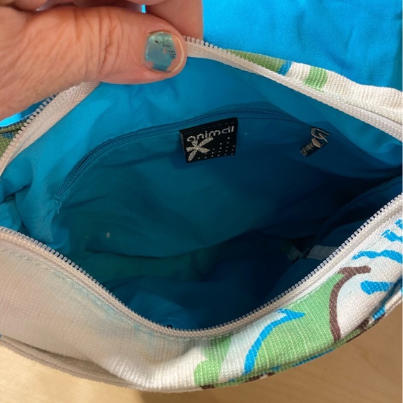 Animal Floral Blue and Green Shoulder Bag (KC) - Picture 6 of 13